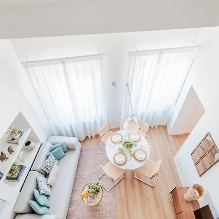 Letizia Penthouse Apartment *