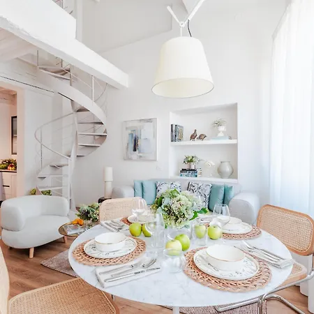 Letizia Penthouse Apartment *